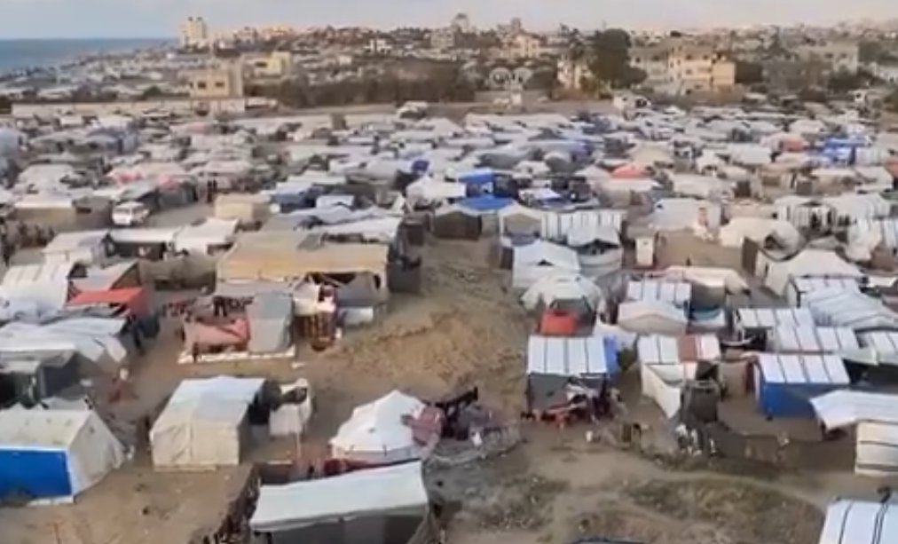 Israel Luncurkan Serangan Besar di Gaza Tengah, Ratusan Warga Palestina Mengungsi Lagi